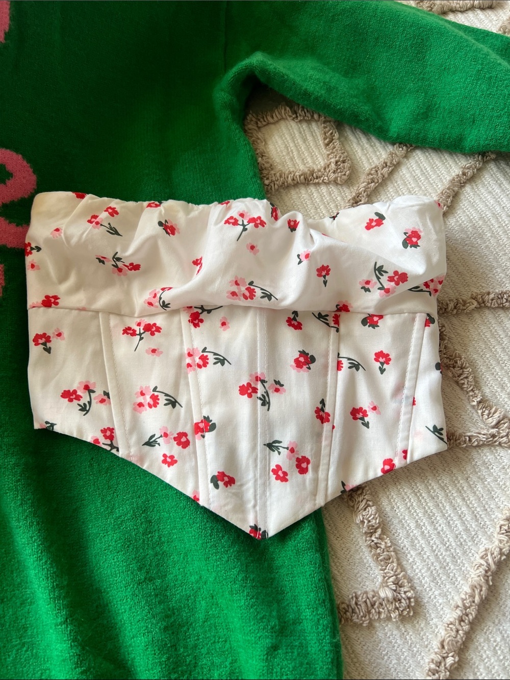Princess Polly White Floral Corset Top with Red & Pink Blooms